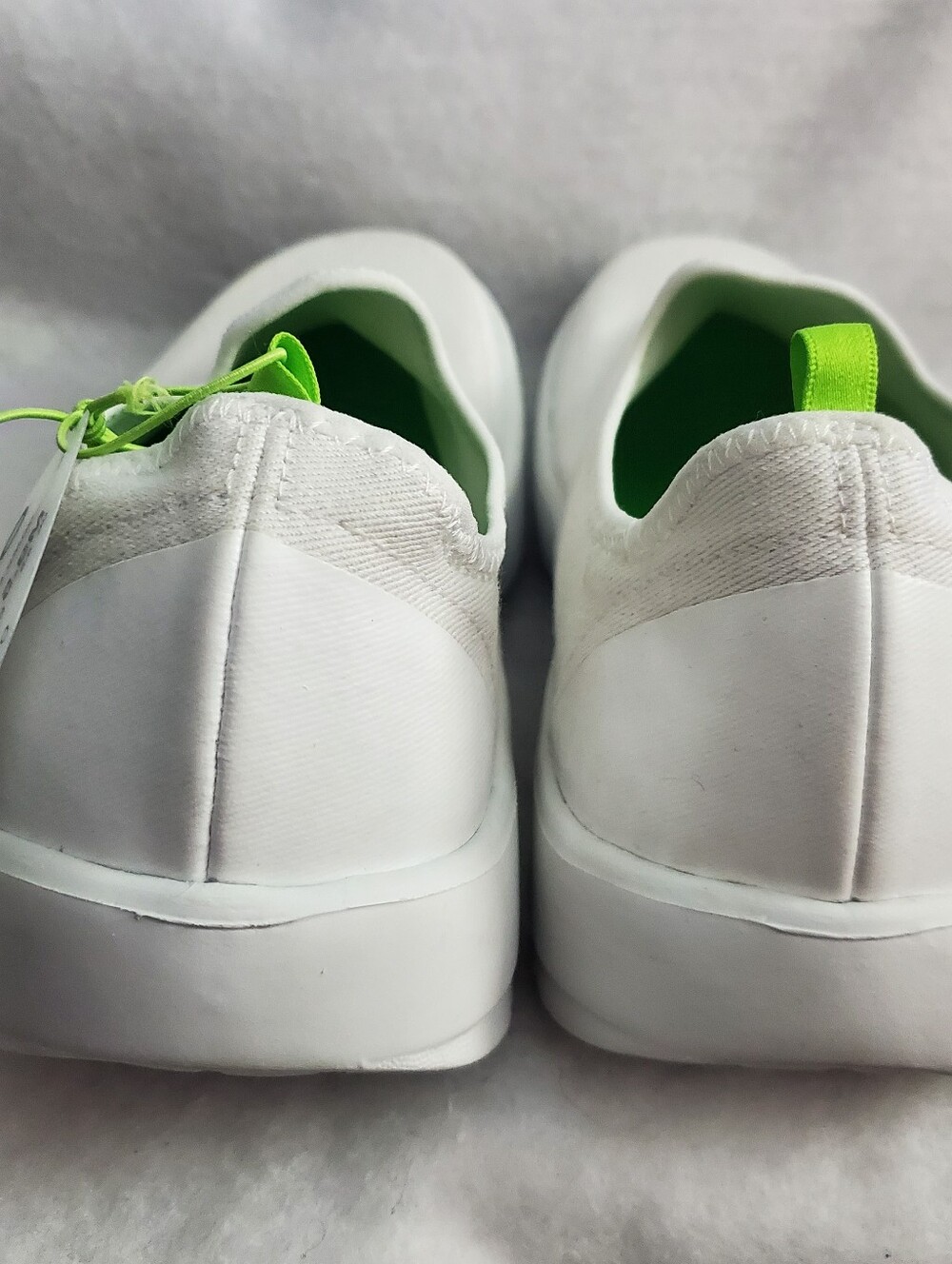OOFOS White Slip-On Sneakers with Lime Green Lining - Picture 4 of 10